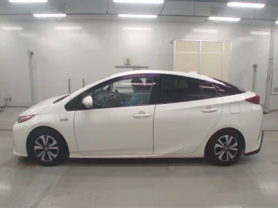 Toyota PRIUS PHV