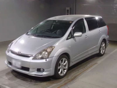 Toyota WISH  с аукциона в Японии