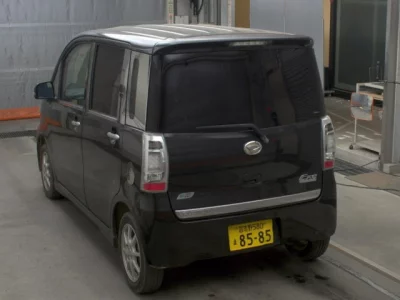 Daihatsu TANTO EXE