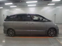 Toyota ESTIMA лот № 30298 оценка 3.5  с аукциона в Японии 2