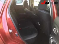 Nissan JUKE лот № 2078 оценка 4  с аукциона в Японии 4