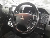 Mitsubishi DELICA D5 лот № 30314 оценка 3.5  с аукциона в Японии 6