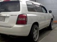 Toyota KLUGER лот № 17027 оценка 3  с аукциона в Японии 3