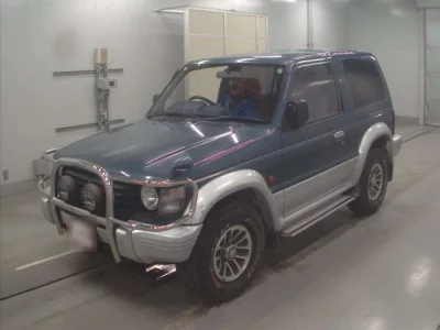 Mitsubishi PAJERO