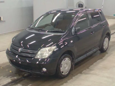 Toyota IST
