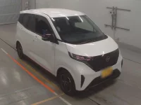 Nissan SAKURA лот № 345 оценка 5  с аукциона в Японии 4