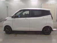 Nissan SAKURA лот № 345 оценка 5  с аукциона в Японии 3