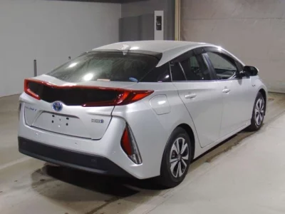 Toyota PRIUS PHV