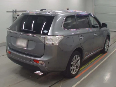 Mitsubishi OUTLANDER PHEV