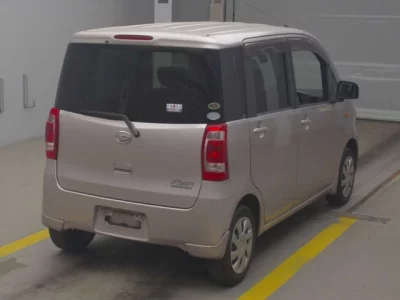 Daihatsu TANTO EXE
