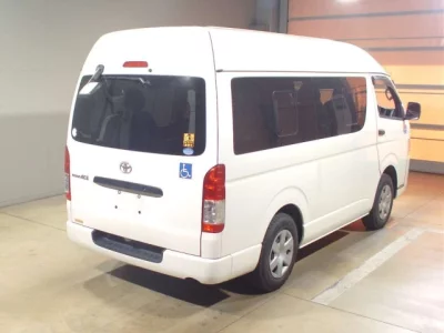 Toyota REGIUS ACE VAN