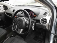 Mazda DEMIO лот № 5536 оценка 3  с аукциона в Японии 6