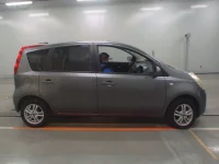 Nissan NOTE лот № 50059 оценка 3.5  с аукциона в Японии 2
