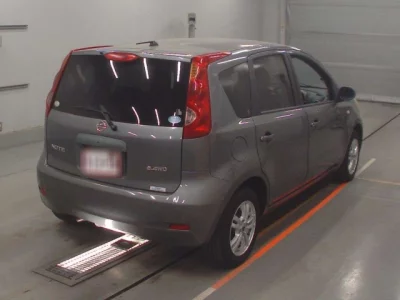 Nissan NOTE  с аукциона в Японии
