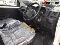 Mazda BONGO лот № 2127 оценка 4  с аукциона в Японии 3