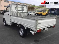 Mazda BONGO лот № 2127 оценка 4  с аукциона в Японии 1