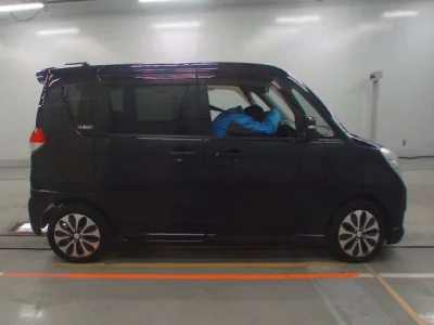 Mitsubishi DELICA D2