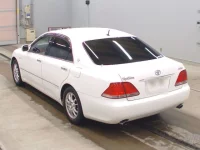 Toyota CROWN лот № 5556 оценка 4  с аукциона в Японии 5
