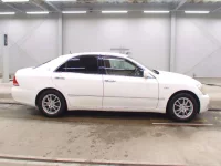 Toyota CROWN лот № 5556 оценка 4  с аукциона в Японии 2