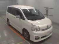 Toyota VOXY лот № 30405 оценка R  с аукциона в Японии 4