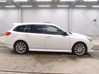 Subaru LEGACY  с аукциона в Японии