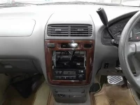 Toyota GAIA лот № 5570 оценка 2  с аукциона в Японии 8