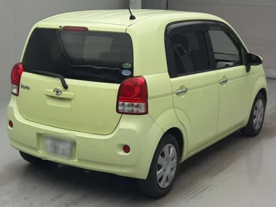Toyota PORTE