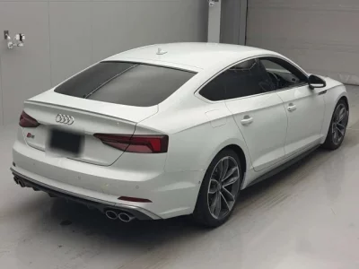 Audi S5