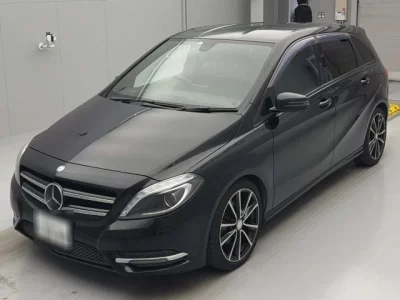 Mercedes-Benz B CLASS
