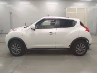 Nissan JUKE лот № 30427 оценка 4  с аукциона в Японии 3