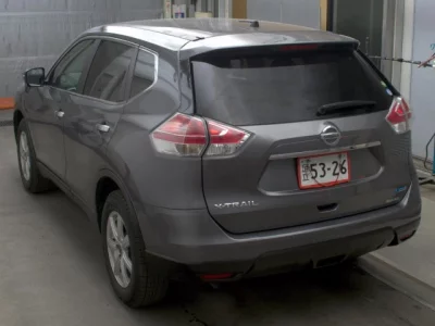 Nissan X-TRAIL