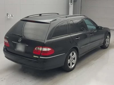 Mercedes-Benz E CLASS WAGON
