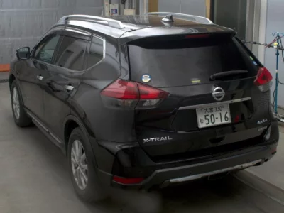 Nissan X-TRAIL