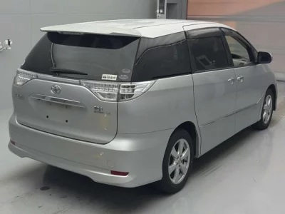 Toyota ESTIMA HYBRID