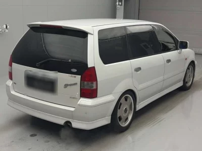 Mitsubishi CHARIOT GRANDIS