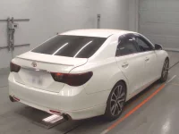 Toyota MARK X лот № 30506 оценка R  с аукциона в Японии 1