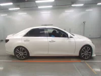 Toyota MARK X лот № 30506 оценка R  с аукциона в Японии 2