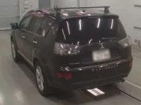 Mitsubishi OUTLANDER лот № 30514 оценка 3.5  с аукциона в Японии 5