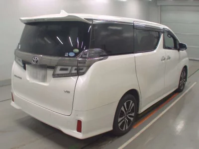 Toyota VELLFIRE  с аукциона в Японии