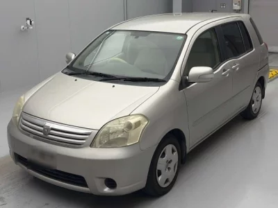 Toyota RAUM