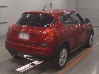 Nissan JUKE лот № 30547 оценка 3.5  с аукциона в Японии 1