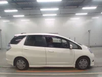 Honda FIT SHUTTLE лот № 30552 оценка 4  с аукциона в Японии 2