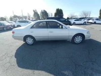 Toyota MARK II лот № 75057 оценка 99  с аукциона в Японии 2