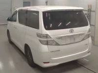 Toyota VELLFIRE лот № 30567 оценка 3.5  с аукциона в Японии 5