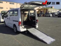 Nissan NV200 лот № 1015 оценка RA  с аукциона в Японии 1