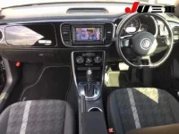 Volkswagen THE BEETLE лот № 1083 оценка 4  с аукциона в Японии 7
