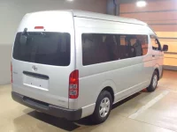 Toyota HIACE VAN лот № 62023 оценка 3  с аукциона в Японии 1