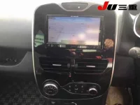 Renault LUTECIA лот № 8064 оценка 3.5  с аукциона в Японии 10