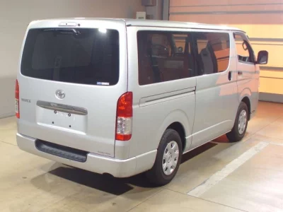 Toyota HIACE VAN  с аукциона в Японии