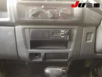 Mitsubishi MINICAB VAN лот № 8090 оценка 3  с аукциона в Японии 10